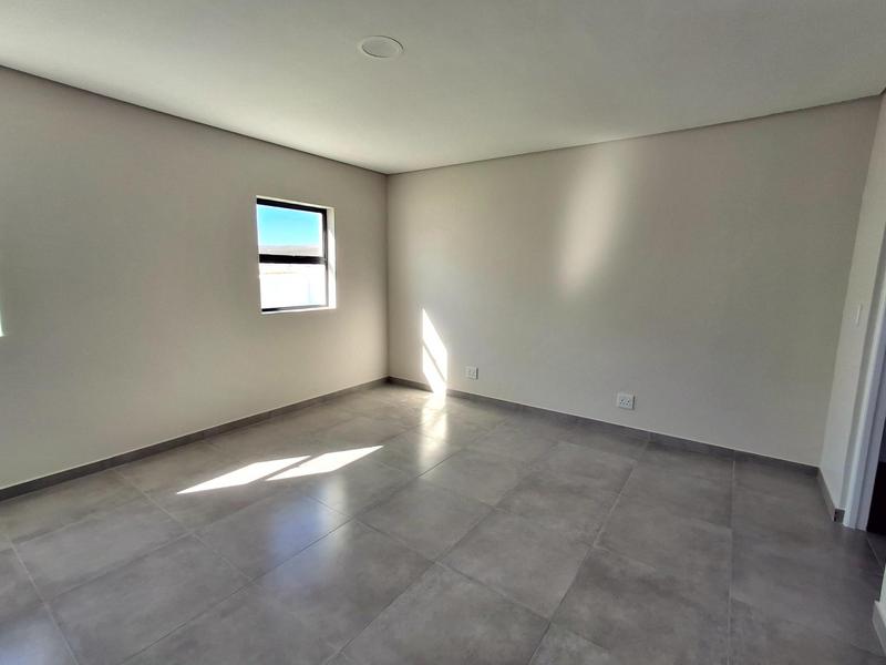 3 Bedroom Property for Sale in Britannia Bay Western Cape